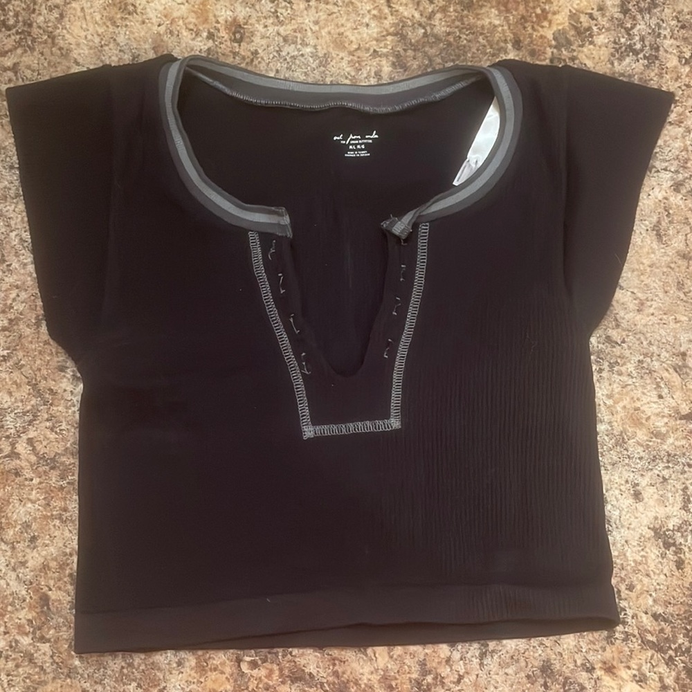Urban outfitters black seamless t shirt